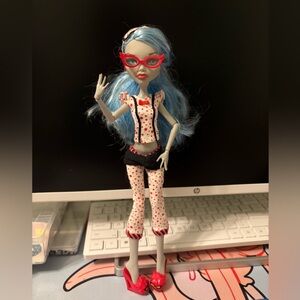 Monster High Dead Tired Ghoulia Yelps Doll